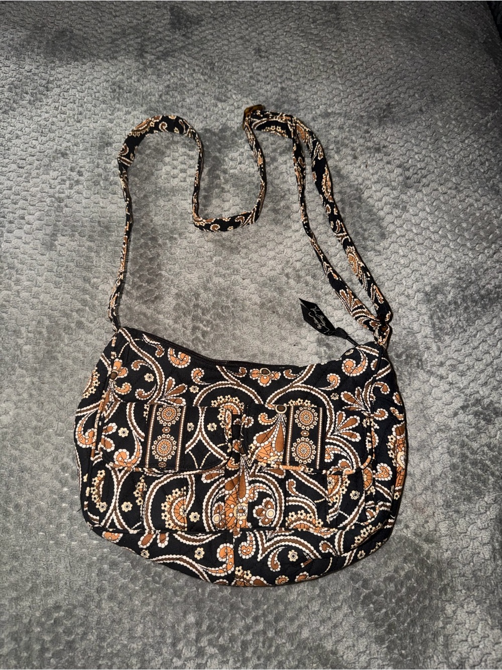 Vera Bradley cafe latte Black and Tan Paisley Crossbody Shoulder Bag